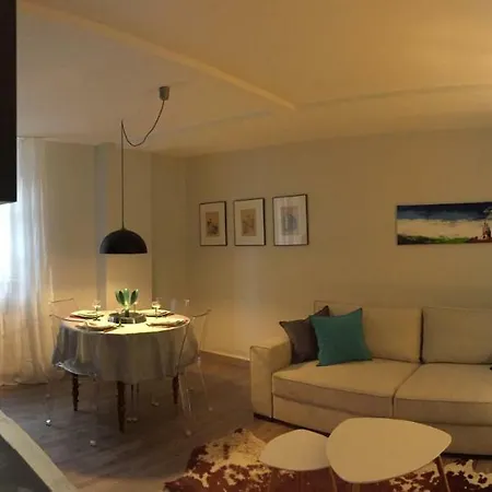 Elsass Design Apartman *
